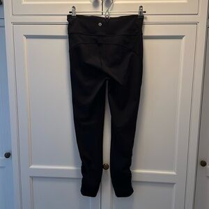 Lululemon Women’s Size 6 Black Leggings Mesh Detail